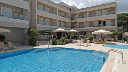 Agela Hotel en Apartments