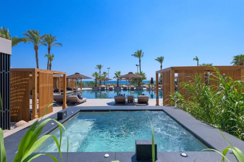 Ammades All Suites Beach Hotel