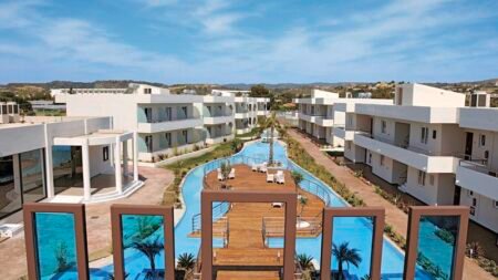 COOEE Afandou Bay en Suites