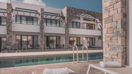 Cavo Suites