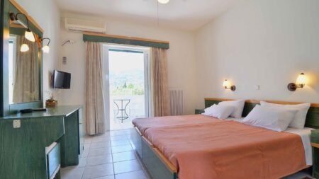 Fly & Go Konaki Hotel