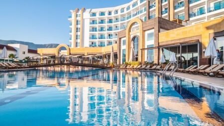 Hotel The Lumos Deluxe Resort & Spa