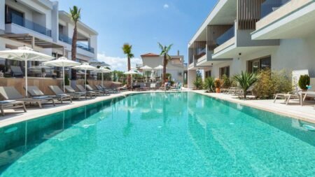 Pefki Deluxe Residences