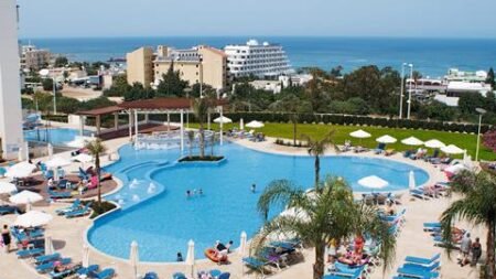 Sunrise Oasis Hotel & Waterpark