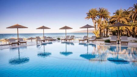 Vasia Zephyros Beach Boutique