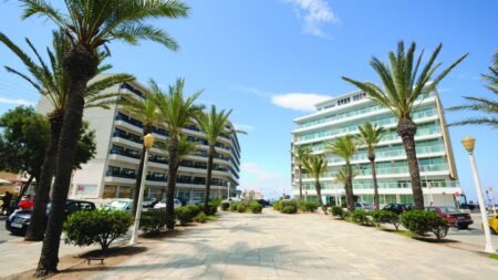 Aquarium View Hotel