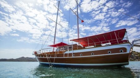 Blue Cruise & Cettia Beach
