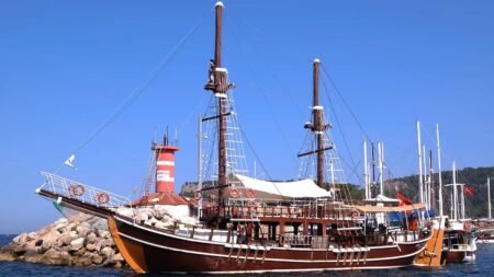 Blue Cruise & Toloman Hotel