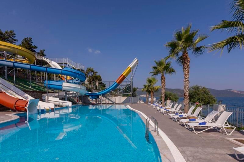 Blue Dreams Resort