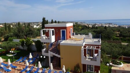Fly & Go Astra Village Hotel
