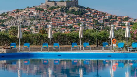 Fly & Go Delfinia