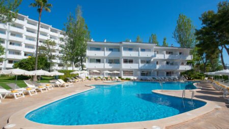 Iberostar Waves Ciudad Blanca