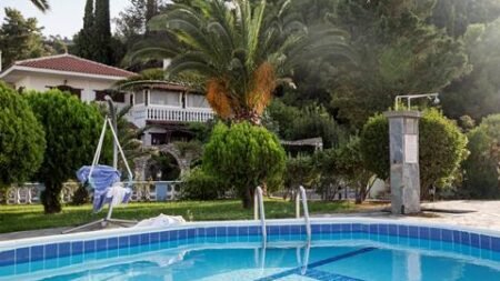 Kokkari Beach Hotel