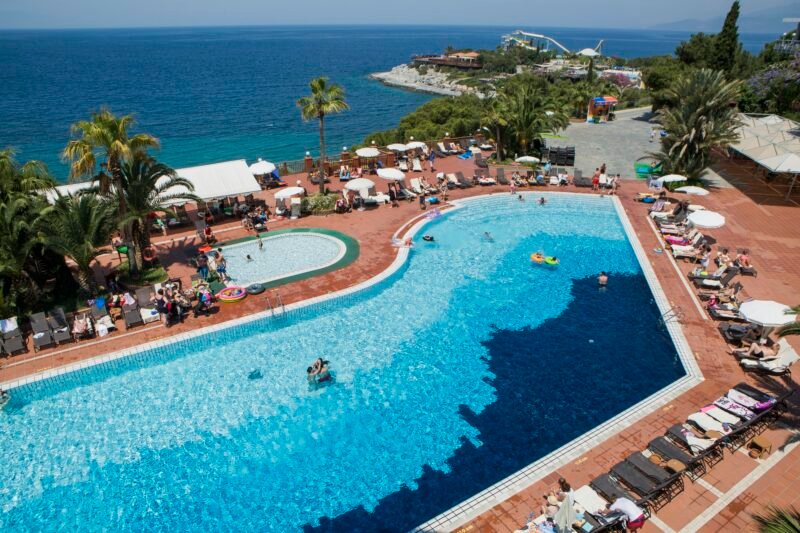 Pine Bay Holiday Resort