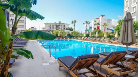 Ada Julian Marmaris