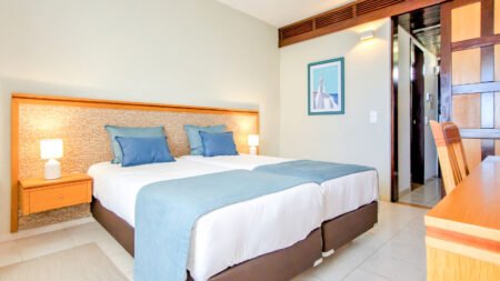 Auramar Beach Resort