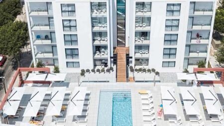 Hotel Kyrat Amarac Suites