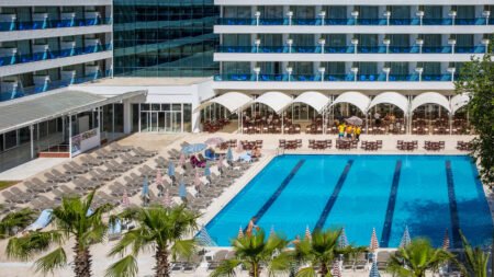 L' Etoile Hotel