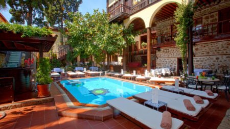 Alp Pasa Hotel