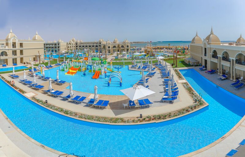 Titanic Royal & Aqua Park