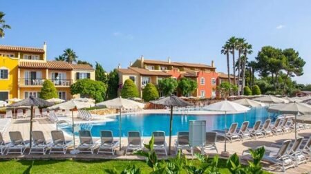 Aparthotel Grupotel Playa Club - logies & ontbijt