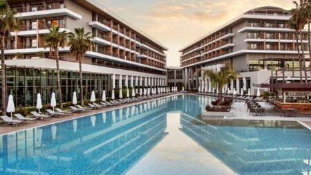 Hotel Acanthus Cennet Barut Collection