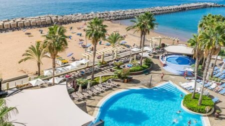 Hotel Calheta Beach