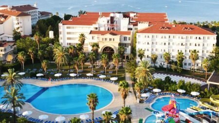 Hotel Cesars Side