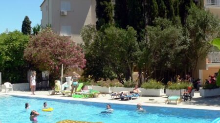 Hotel Ipsos Beach