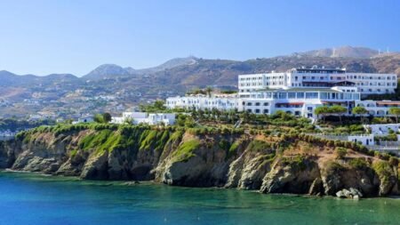 Hotel Peninsula Resort & Spa
