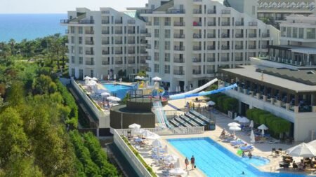 Hotel Royal Atlantis Spa & Resort