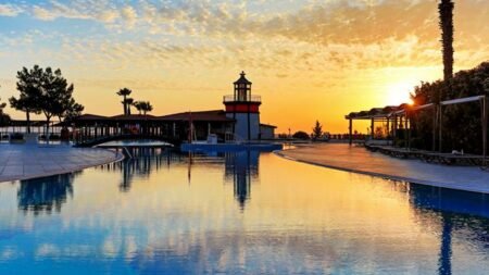 Hotel Sealight Resort