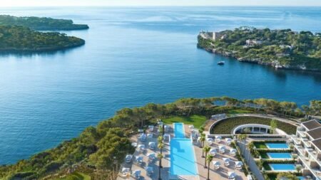 Ikos Porto Petro