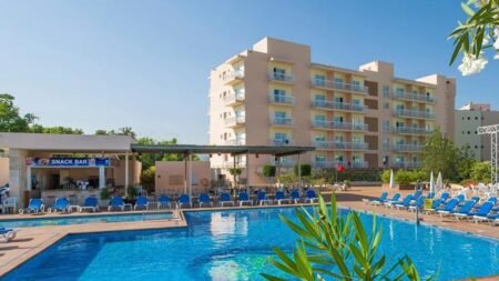 Invisa Hotel Es Pla - adults only