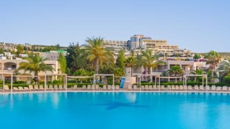 Kipriotis Maris Suites