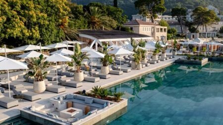 Lazure Marina & Spa