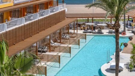 Mediterraneo Bay Hotel and Resort
