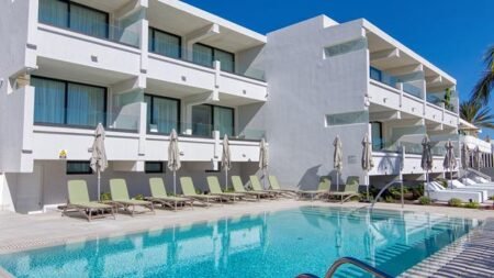Relaxia Beverly Suites