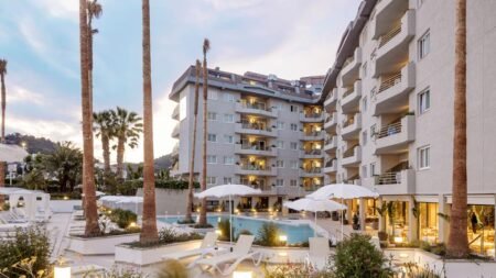 AQUA Hotel The Breeze