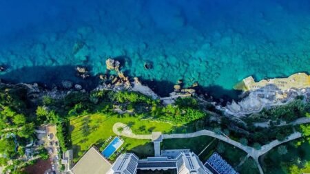 Akra Hotel