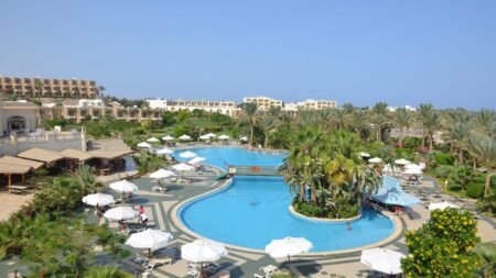 Brayka Bay Resort