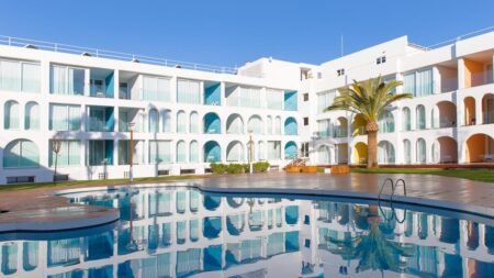 Ébano Hotel Apartments & Spa