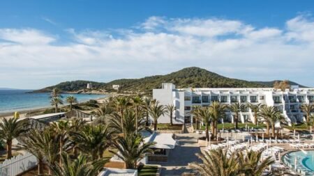 Grand Palladium White Island Resort & Spa