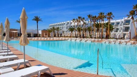 Grand Palladium White Island Resort & Spa