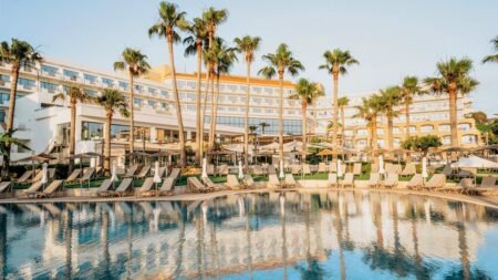 St George Beach Hotel & Spa