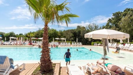 hu Montescudaio Village