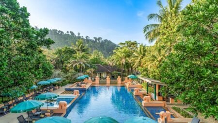Baan Khaolak Resort