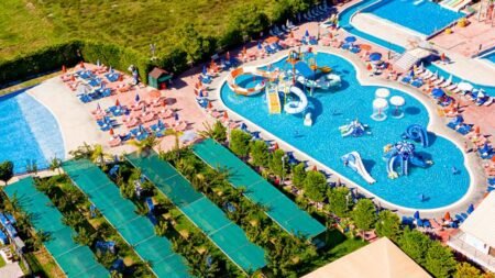 Caretta Beach Hotel & Waterpark