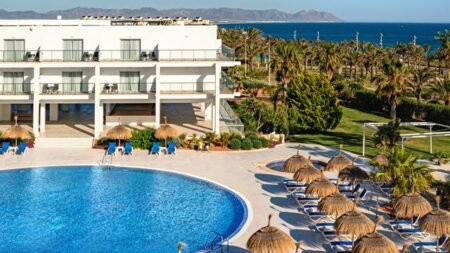 Hotel Cabogata Jardín