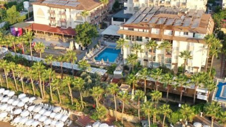 Hotel Eos Beach Resort